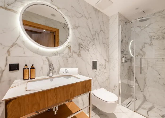 Flatbook - Center Deo Plaza Ii Apartment