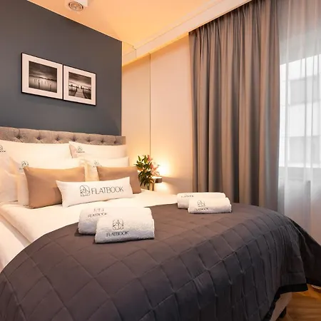 Flatbook - Center Deo Plaza Ii Apartment