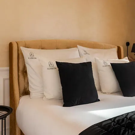 Flatbook - Center Deo Plaza Ii Appartement