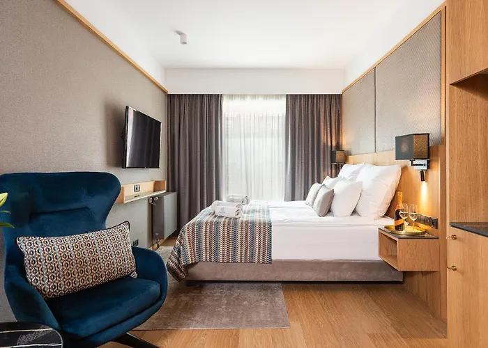 Flatbook - Center Deo Plaza Ii アパート