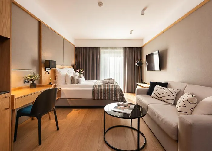 Flatbook - Center Deo Plaza Ii *